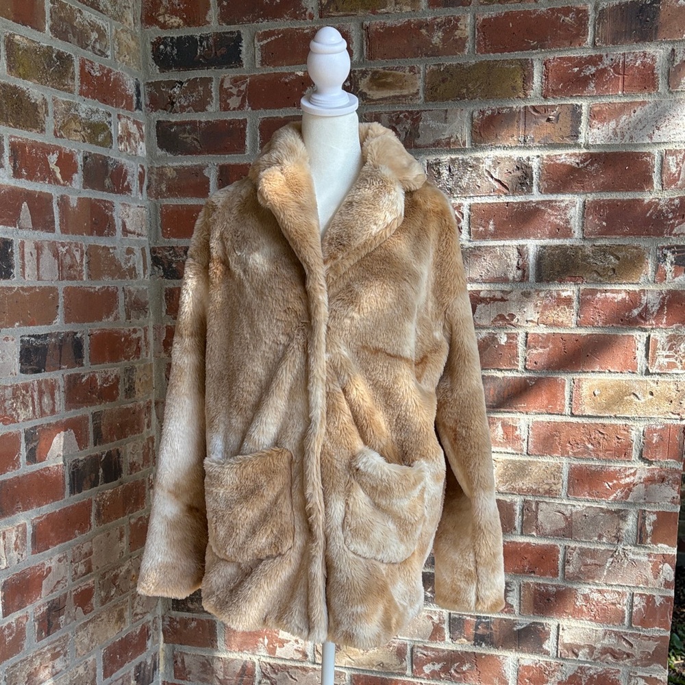 12th Tribe Tan Teddy Jacket/Coat small snap closure